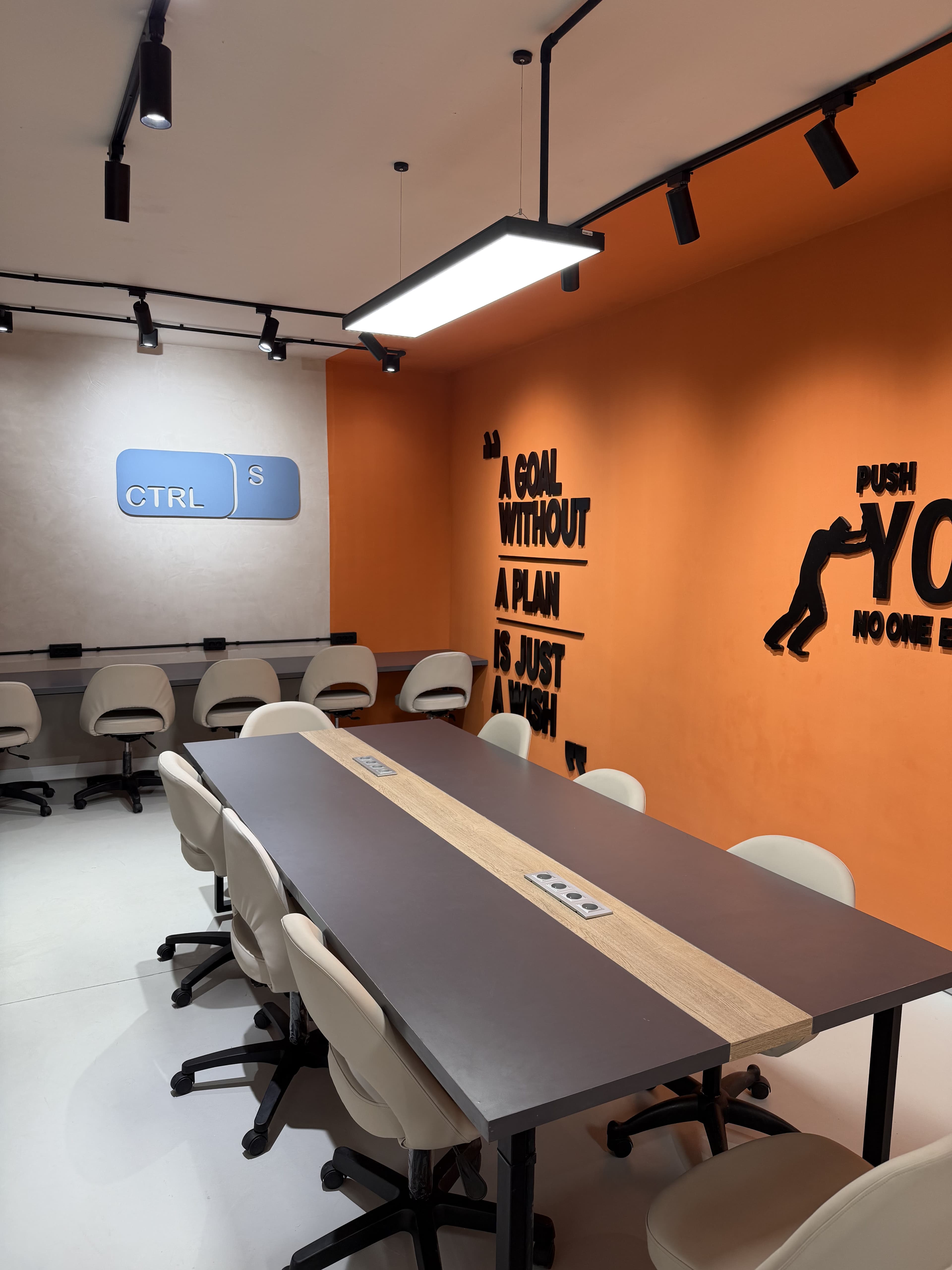 Control & Study space 1